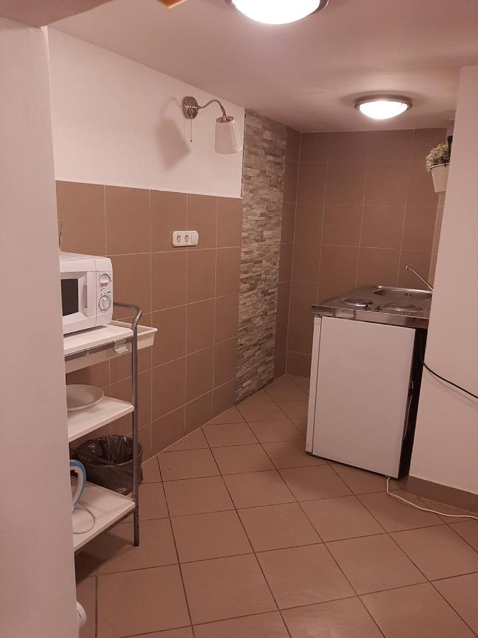 Apartman Vorosmarty Apartment Budapest Luaran gambar