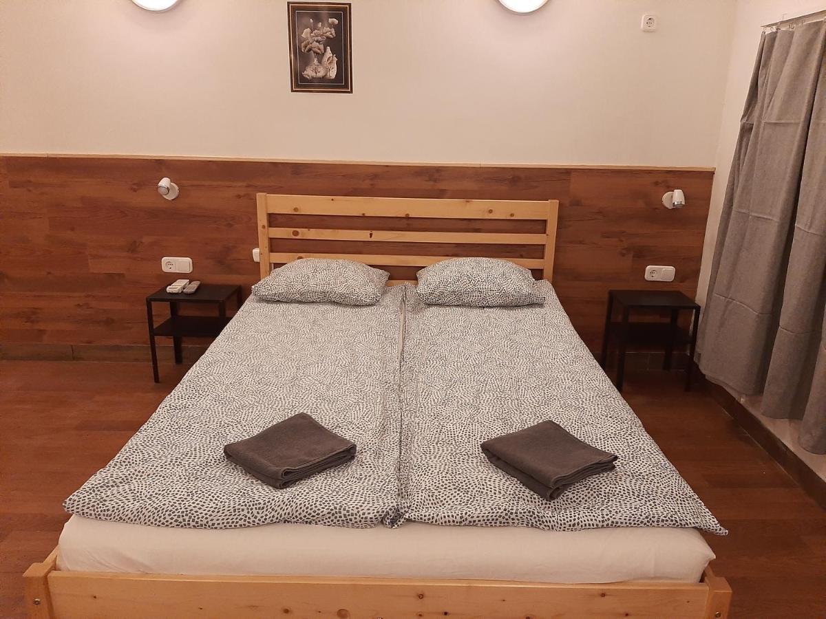 Apartman Vorosmarty Apartment Budapest Luaran gambar