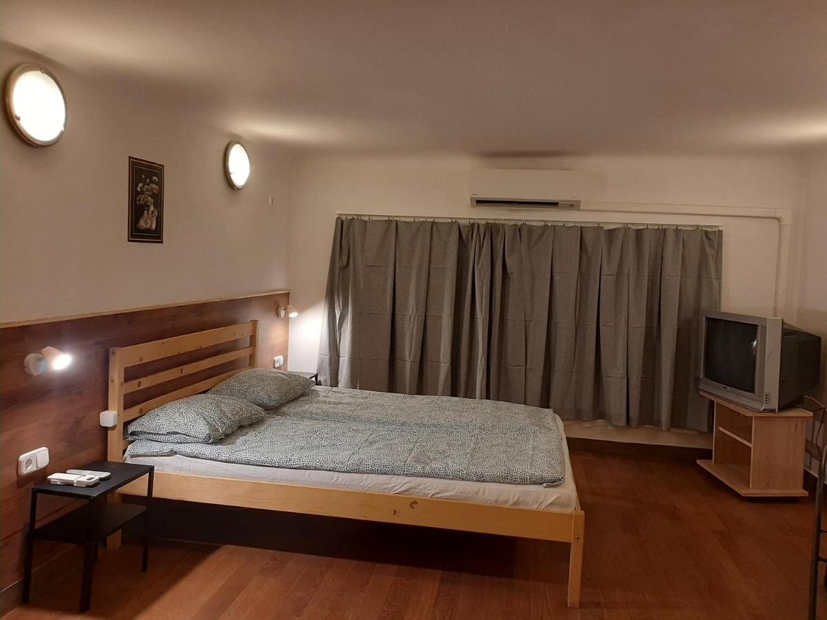 Apartman Vorosmarty Apartment Budapest Luaran gambar