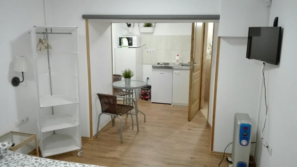 Apartman Vorosmarty Apartment Budapest Luaran gambar