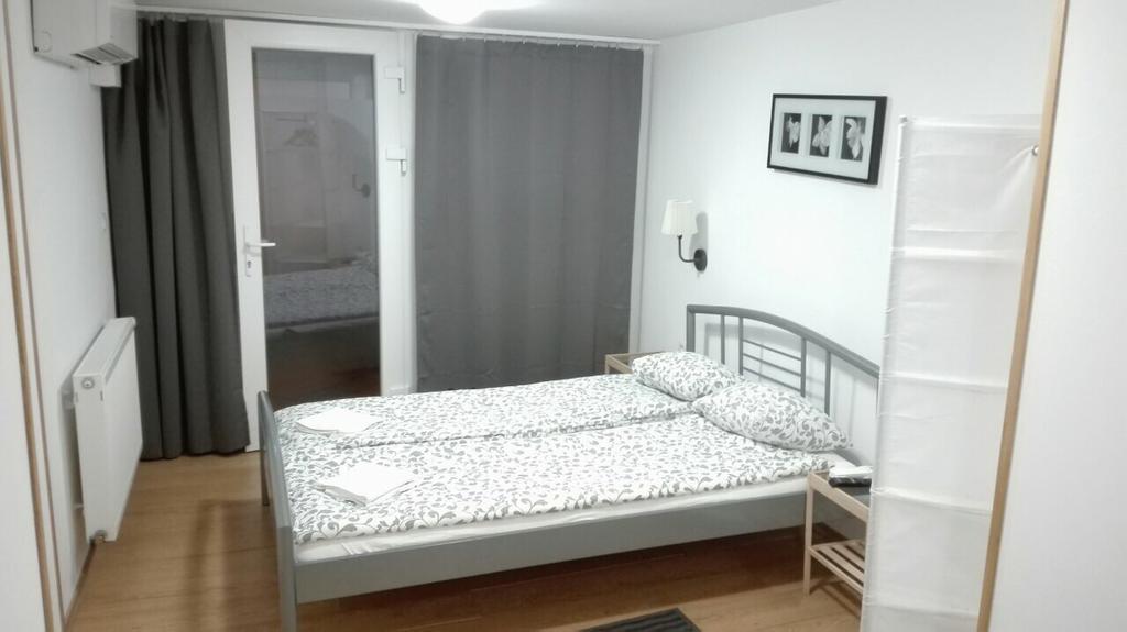 Apartman Vorosmarty Apartment Budapest Luaran gambar