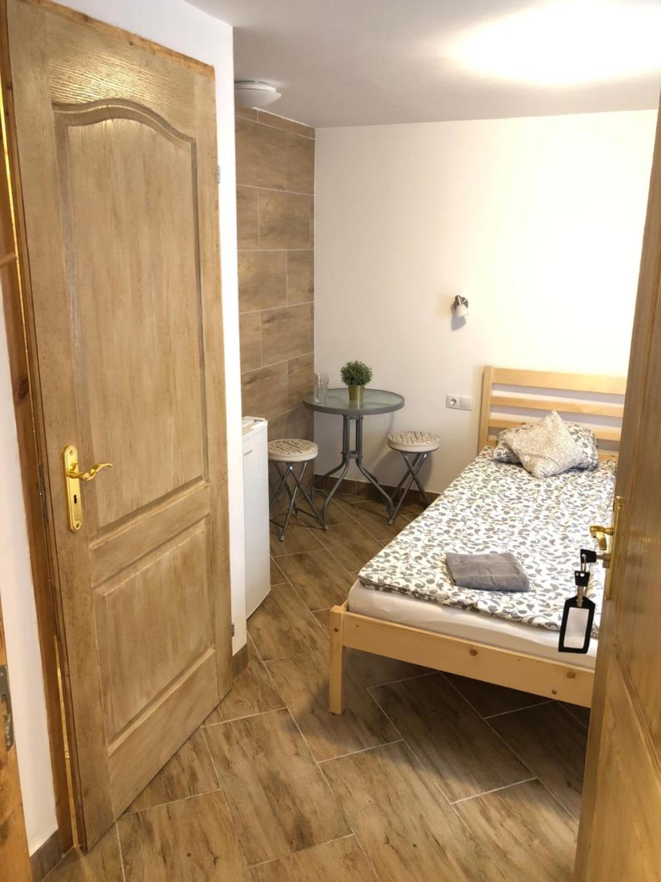 Apartman Vorosmarty Apartment Budapest Luaran gambar